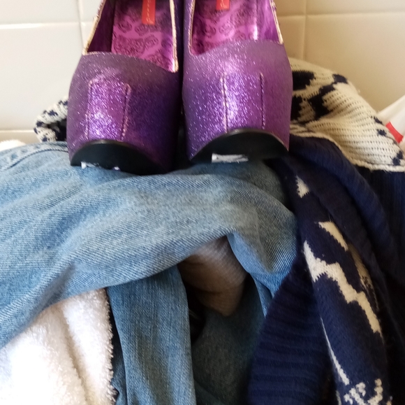 Size 9-10 Purple Spike Heels with Glitter - Picture 5 of 7